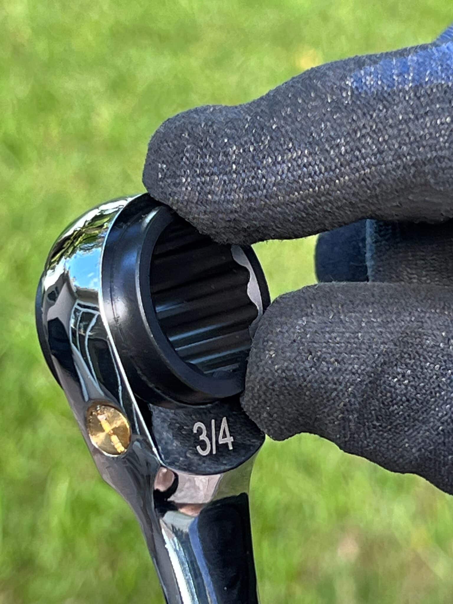 Insulated 2-in-1 Ratcheting Speed Wrench - Image 3