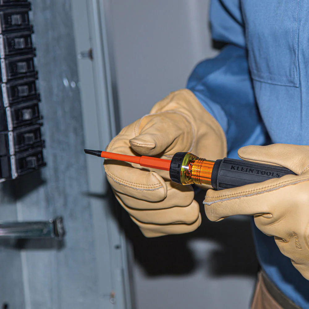 Klein 32287 2-in-1 Insulated Flip-Blade Screwdriver, #1/#2 Square - Image 9