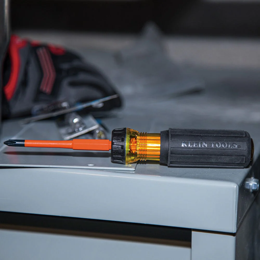 Klein 32293 2-in-1 Insulated Flip-Blade Screwdriver, #2 Ph, 1/4" Sl - Image 9