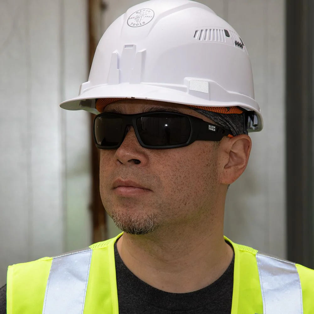 Klein 60539 Professional Safety Glasses, Full Frame, Polarized Lens - Image 11