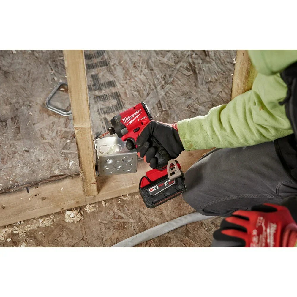M18 FUEL  1/4" Hex Impact Driver - Image 11
