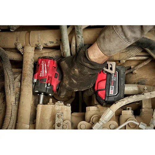 M18 FUEL 1/2in Compact Impact Wrench w/ Friction Ring Bare Tool - Image 6
