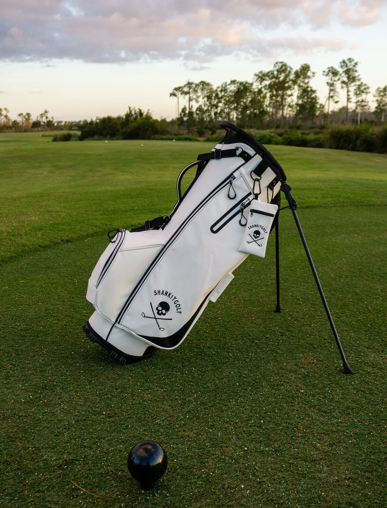 Shankitgolf White Golf Bag - Image 7