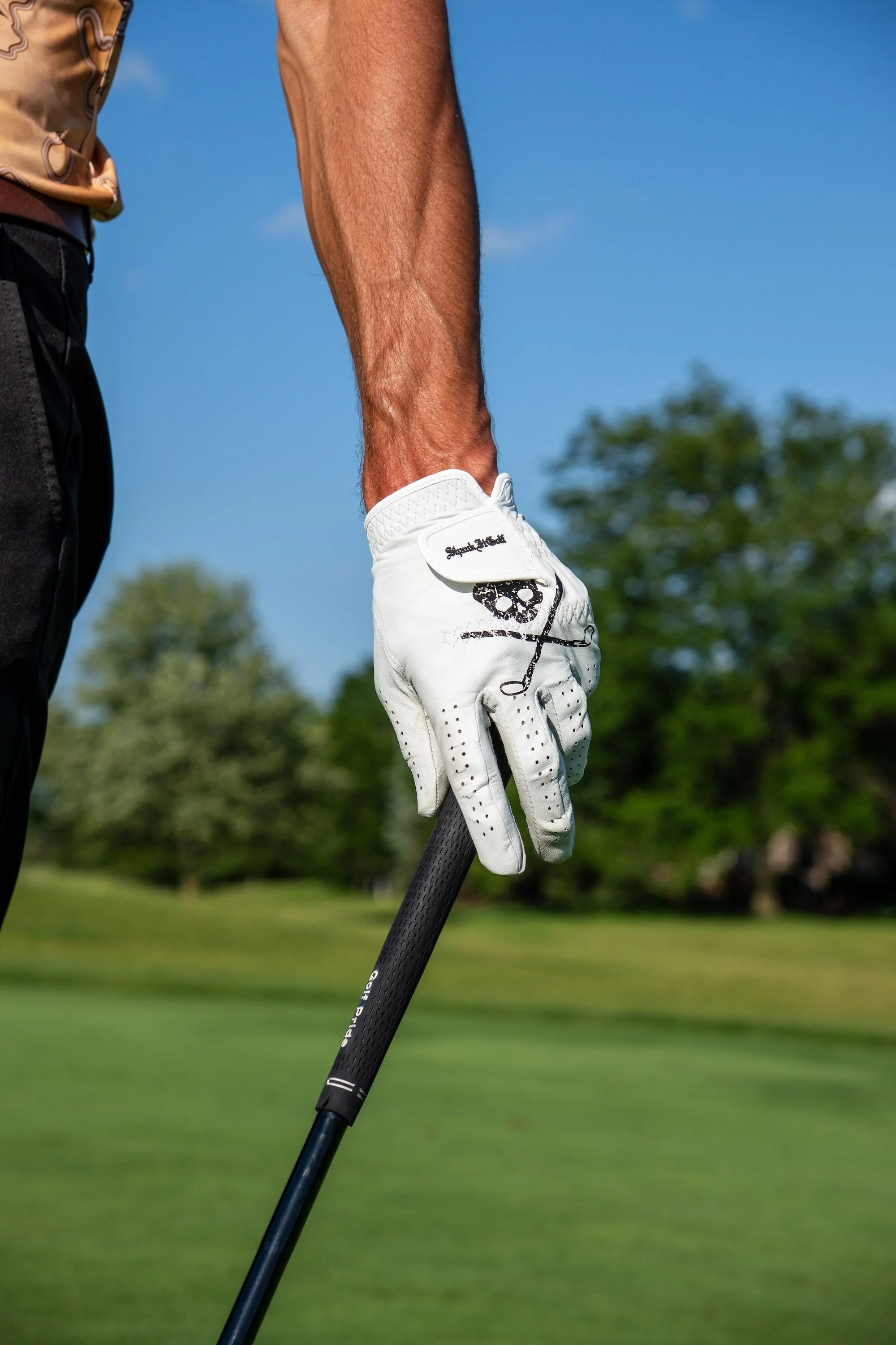 Skull Golf Glove - Image 2